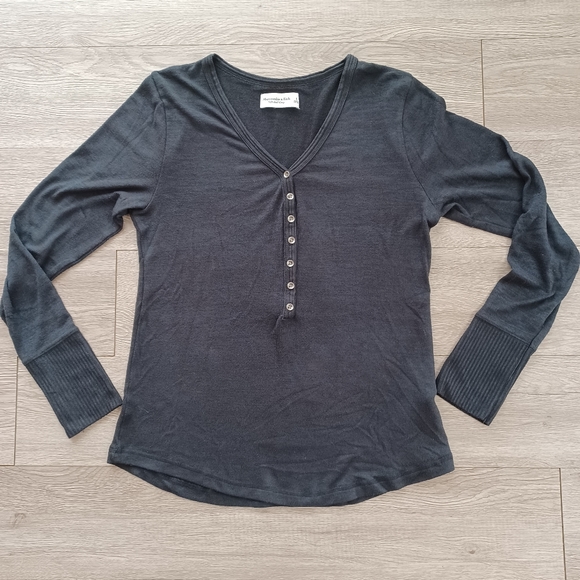Abercrombie & Fitch Soft A&F Cozy Blue Black Heather VNeck Henley Sweater Size L - Picture 10 of 10